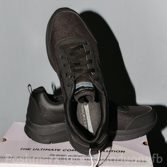 Supportive Arch Comfort     Machine Washable       Skechers® Men shoes - Picture 6 of 6